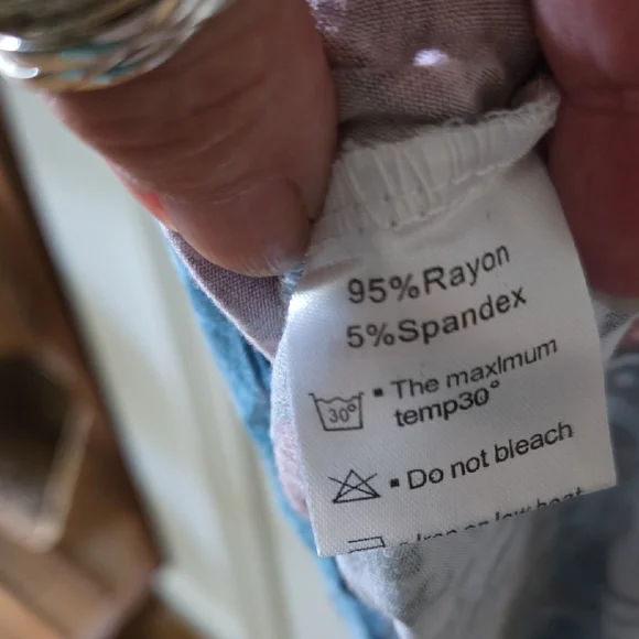 Bohemian Blue and Red Sleeveless Dress - Picture 5 of 5